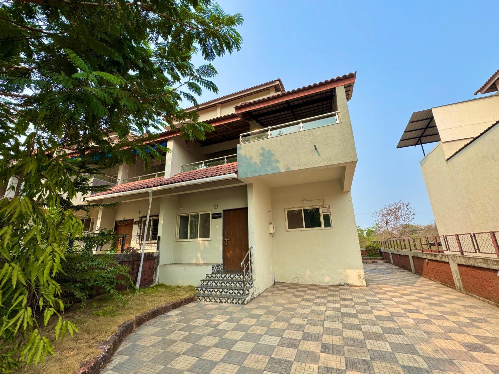 Hotel Sadhana Executive Dāpoli Extérieur photo